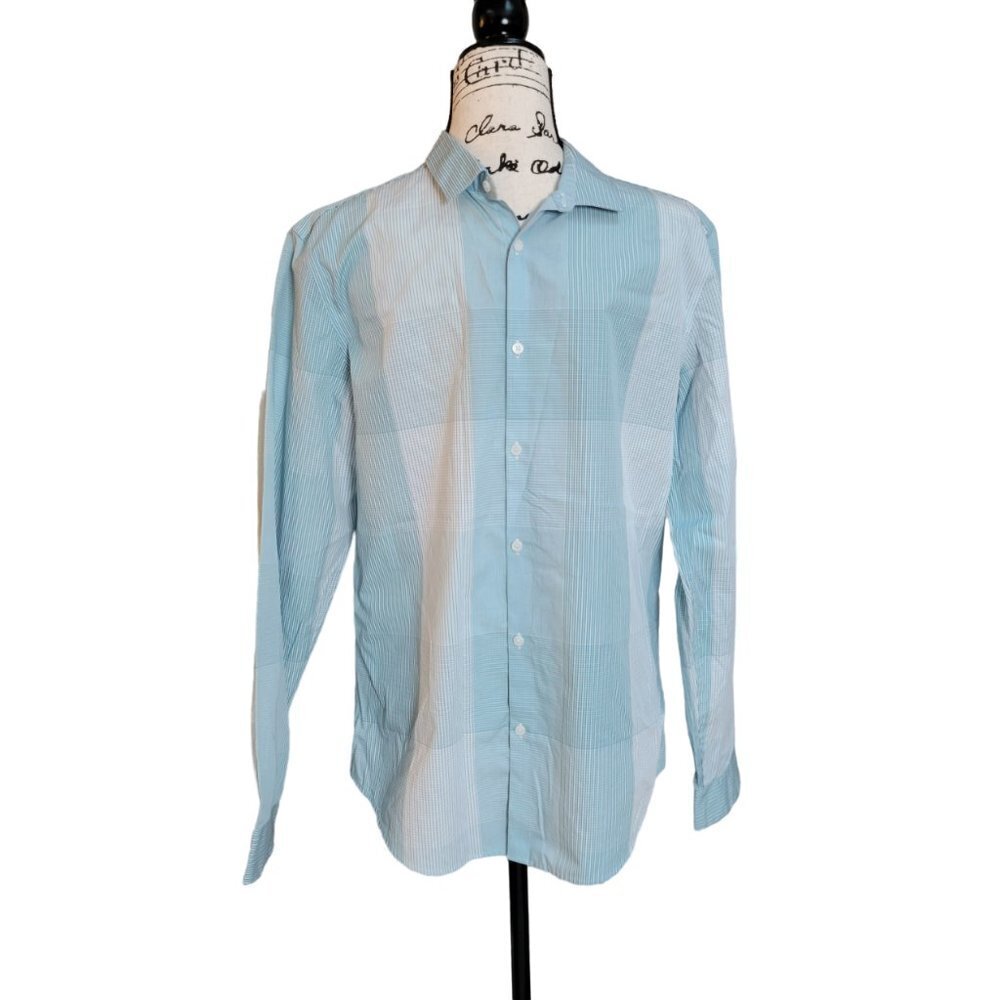 Calvin Klein Checked Infinite Cool Body Fit Non-Iron Dress Shirt - Size Medium